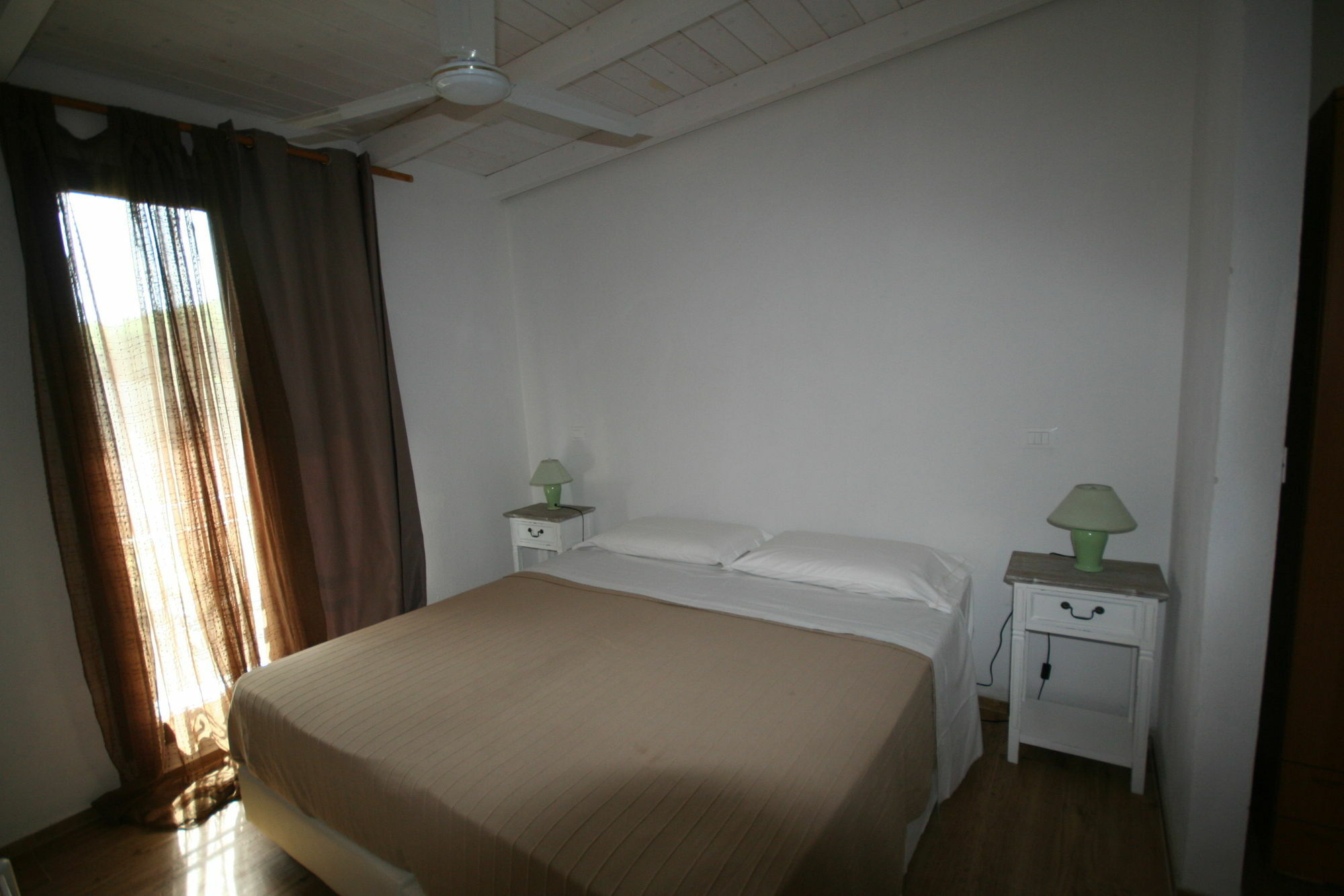 Villa La Conchiglia Rooms Кала-Ліберотто Екстер'єр фото